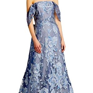 Renee Ruiz A Line gown size 12. Never worn.